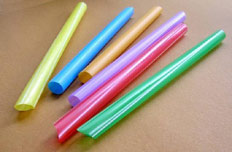 長沙多家餐企被查出“三無”劣質(zhì)吸管