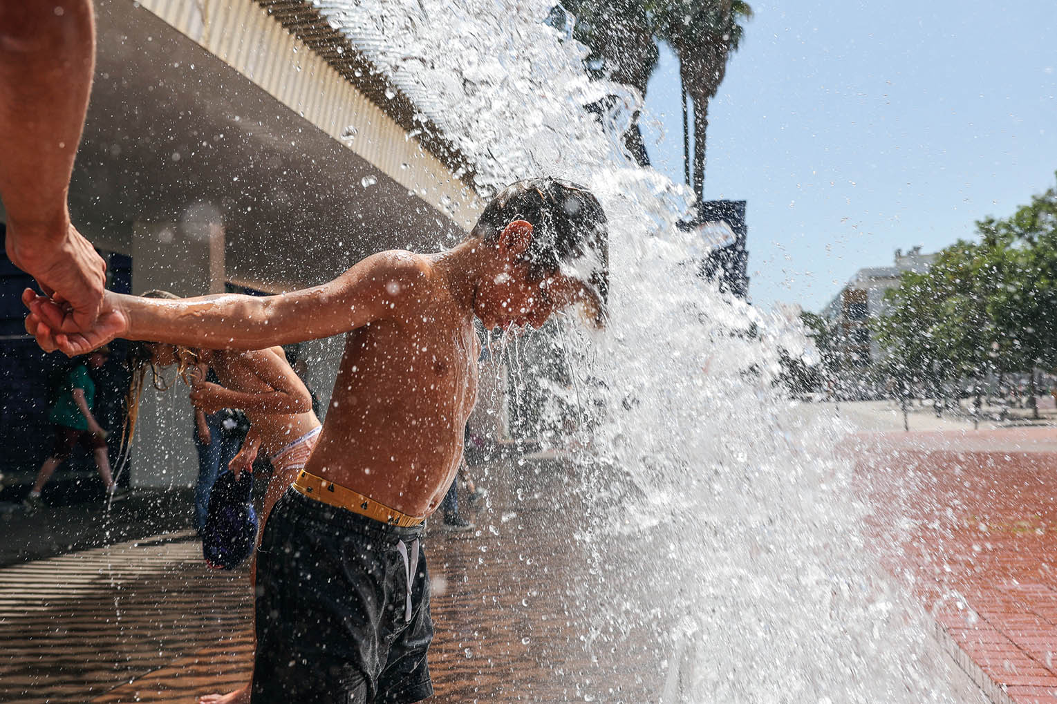 全球气候变暖趋势延续