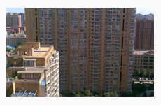 京朗琴園小區(qū)遭貼大字報(bào) 業(yè)委會主任告業(yè)主