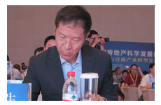 經濟學家、燕京華僑大學校長 華生