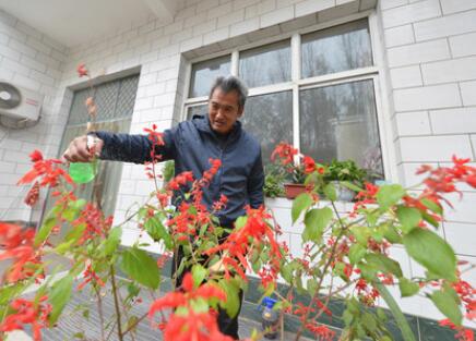 貧困縣全部摘帽是否意味脫貧攻堅目標(biāo)任務(wù)完成？
