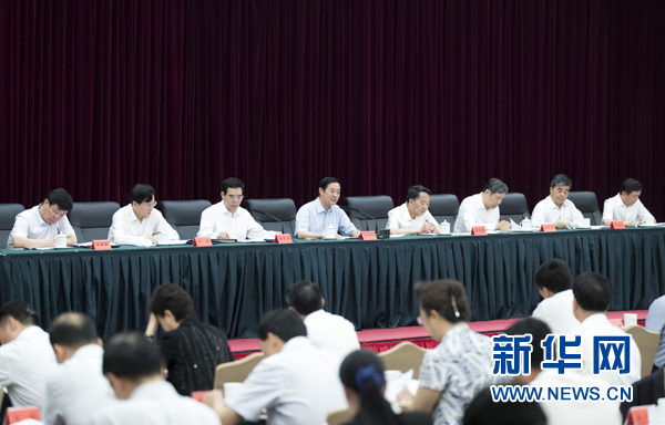 7月12日，中共中央政治局委員、中央書記處書記、中宣部部長劉奇葆在北京出席全國出版工作會(huì)議。 新華社記者 丁海濤 攝