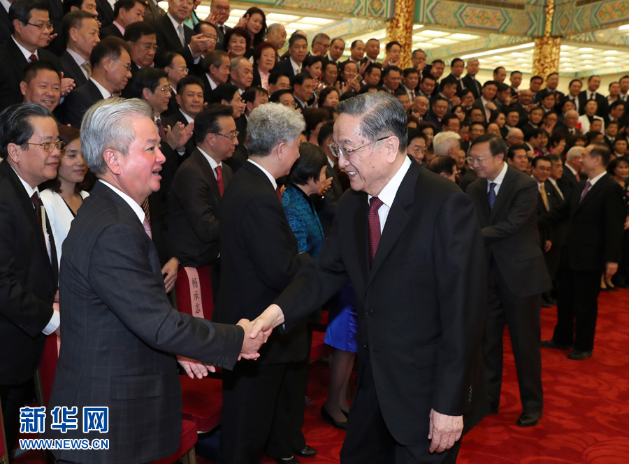 9月28日，中共中央政治局常委、全國政協(xié)主席俞正聲在北京會(huì)見出席中國海外交流協(xié)會(huì)第六次會(huì)員大會(huì)的全體代表，并發(fā)表講話。 新華社記者 龐興雷 攝
