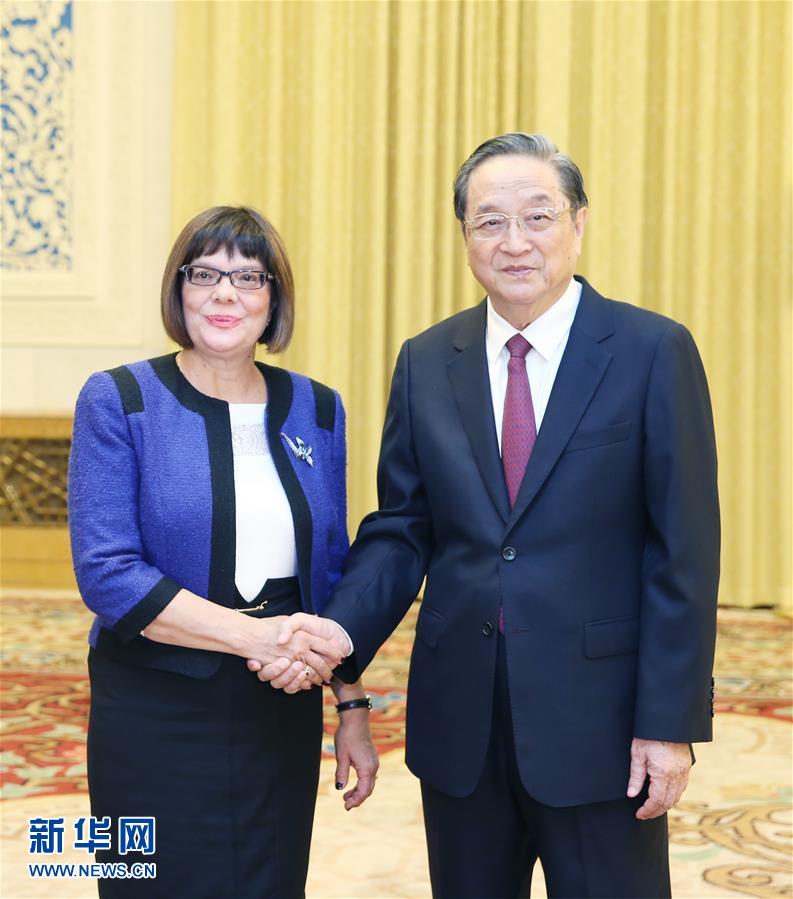 11月27日，全國(guó)政協(xié)主席俞正聲在北京會(huì)見塞爾維亞國(guó)民議會(huì)議長(zhǎng)戈伊科維奇。新華社記者 姚大偉 攝