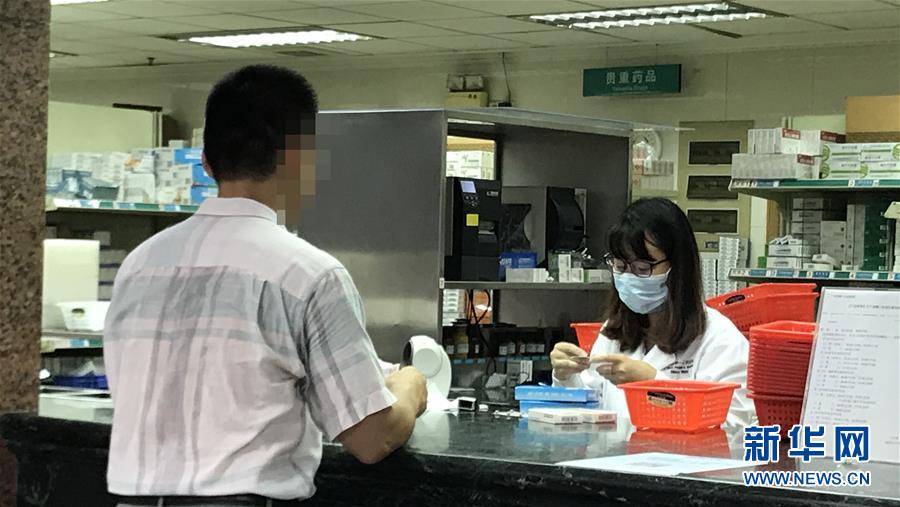 （新華全媒頭條·圖文互動）（1）抗癌藥，不只是降價這一件事——一粒藥的困境如何破解？