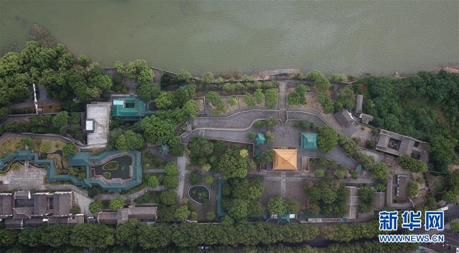 （大江奔流——來(lái)自長(zhǎng)江經(jīng)濟(jì)帶的報(bào)道·圖文互動(dòng)）（11）登岳陽(yáng)樓，又見(jiàn)“浩浩湯湯”