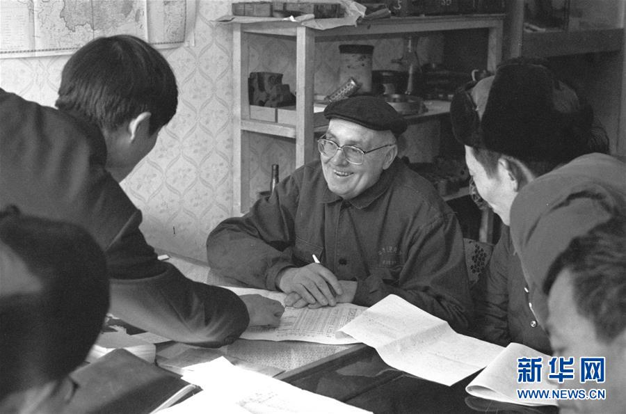 （圖文互動(dòng)）（2）為發(fā)展和進(jìn)步，與中國(guó)攜手同行&mdash;&mdash;中國(guó)改革友誼獎(jiǎng)?wù)芦@得者群像 