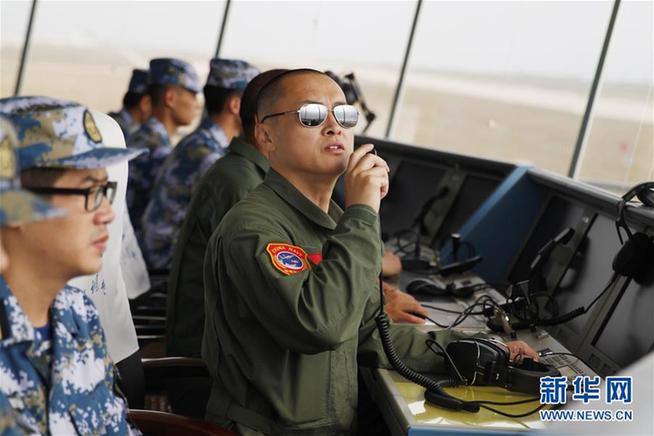 （改革先鋒風(fēng)采·圖文互動）（1）戴明盟：航母戰(zhàn)斗機英雄試飛員