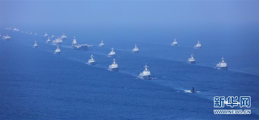 （新華全媒頭條·強(qiáng)軍思想引領(lǐng)新征程·圖文互動）（9）那一刻，我們光榮接受檢閱