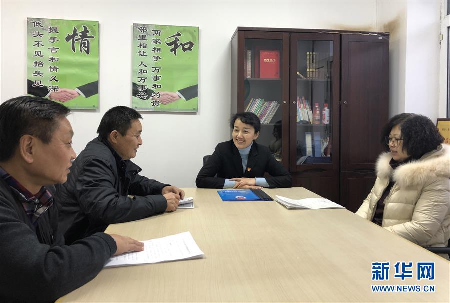 （在習(xí)近平新時(shí)代中國(guó)特色社會(huì)主義思想指引下——新時(shí)代新作為新篇章·圖文互動(dòng)）（4）歡樂(lè)的“精氣神兒”從哪來(lái)？——“東北小延安”用“文化密鑰”解鎖基層治理