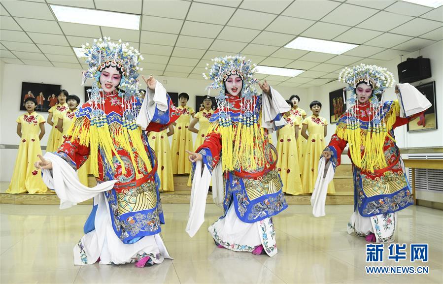 （新華全媒頭條·圖文互動）（18）文明之光照亮復(fù)興之路——以習(xí)近平同志為核心的黨中央關(guān)心文化和自然遺產(chǎn)保護工作紀實