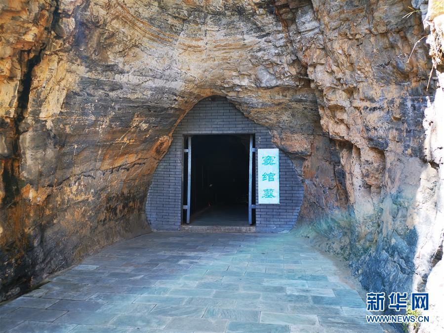 （新華調(diào)查·新中國考古重大發(fā)現(xiàn)·圖文互動）（2）滿城漢墓：點(diǎn)一盞長信宮燈，看不盡金縷玉衣
