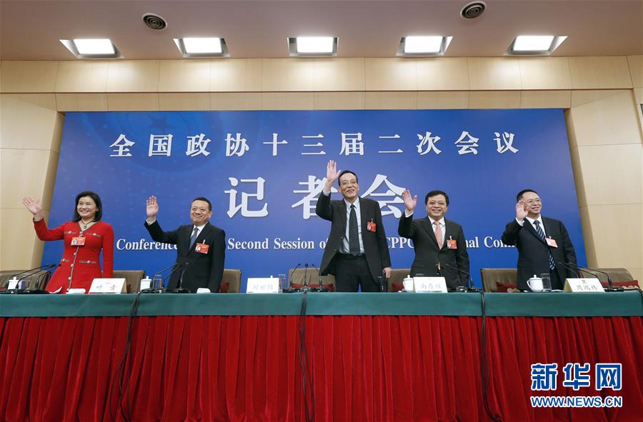 （兩會(huì)·XHDW）（1）政協(xié)委員談優(yōu)化營(yíng)商環(huán)境、促進(jìn)民營(yíng)經(jīng)濟(jì)高質(zhì)量發(fā)展