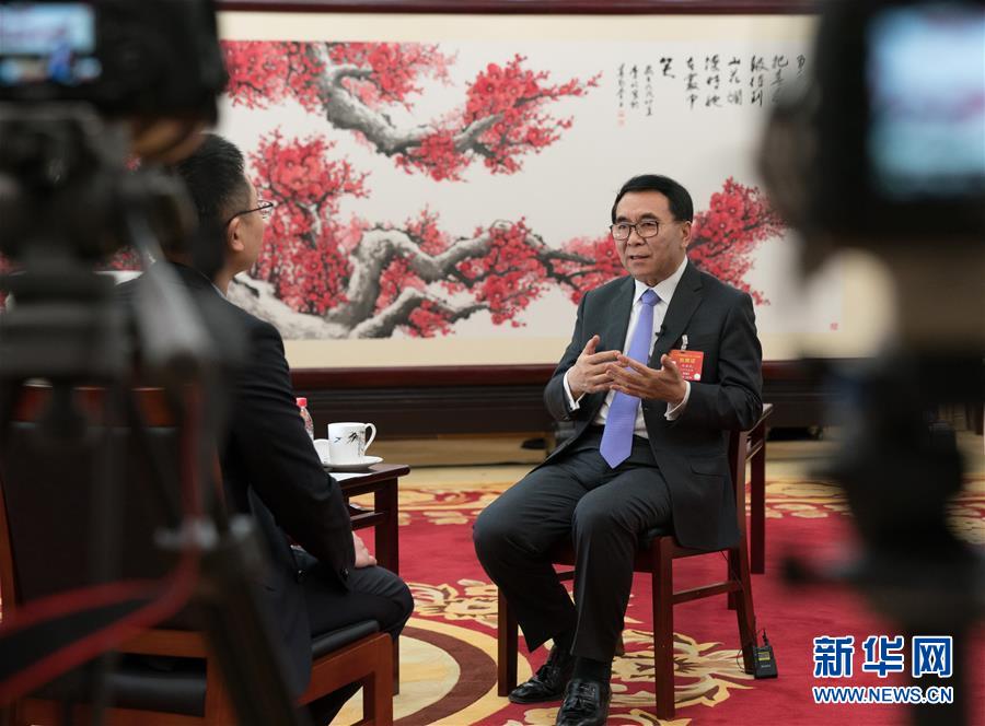 （兩會(huì)·圖文互動(dòng)）（2）全國(guó)人大代表、中科院院長(zhǎng)白春禮：打破關(guān)鍵核心技術(shù)“瓶頸”