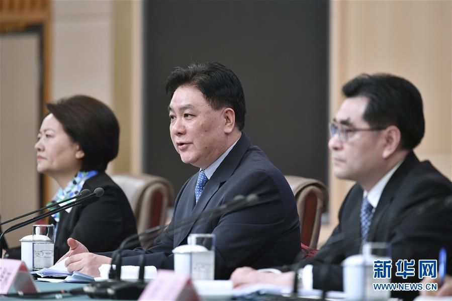 （兩會(huì)&middot;XHDW）（6）最高人民法院審判委員會(huì)副部級專職委員劉貴祥等就&ldquo;攻堅(jiān)&lsquo;基本解決執(zhí)行難&rsquo;&rdquo;答記者問