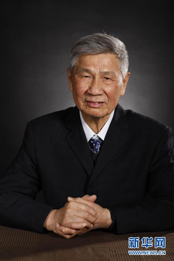 （今日關(guān)注·科技獎(jiǎng)勵(lì)大會(huì)·圖文互動(dòng)）（1）曾慶存：勇攀氣象科學(xué)之巔，他讓天氣預(yù)報(bào)越來(lái)越精準(zhǔn)
