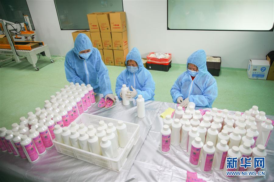 （新華全媒頭條·圖文互動）（11）分秒必爭，打好醫(yī)療物資保障戰(zhàn)！——全國全力保障醫(yī)療物資供應(yīng)