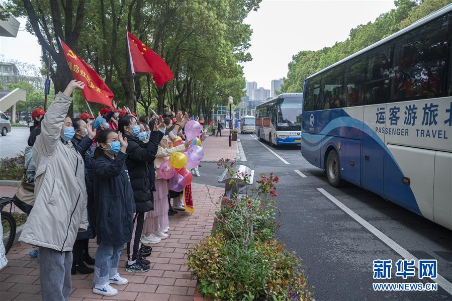 （新華全媒頭條·圖文互動(dòng)）（5）上下同心，守望相助——中國(guó)抗疫眾志成城的生動(dòng)實(shí)踐
