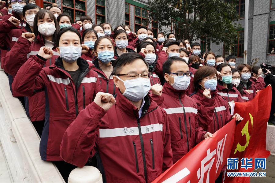 （新華全媒頭條·圖文互動(dòng)）（4）“始終把人民群眾生命安全和身體健康放在第一位”——中國抗疫彰顯“生命至上、人民至上”理念