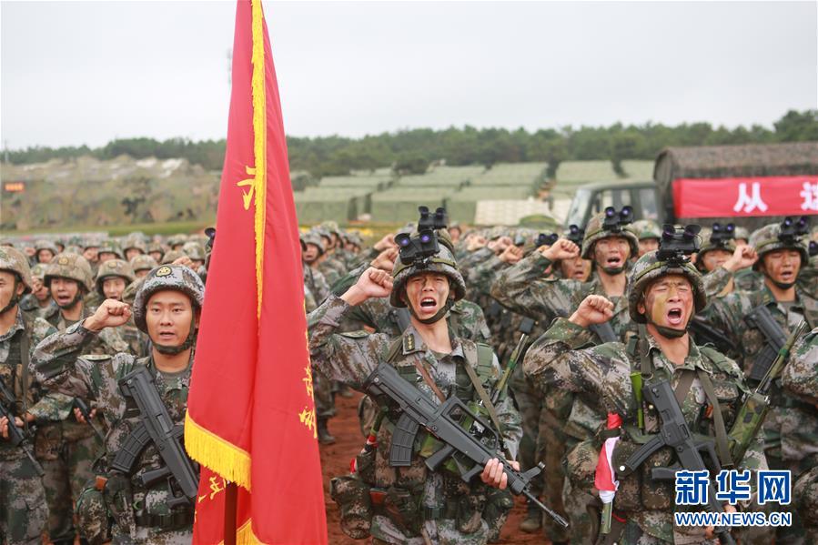（在習近平強軍思想指引下·我們在戰(zhàn)位報告·圖文互動）（1）千里移防，鐵心跟黨走——南部戰(zhàn)區(qū)陸軍第75集團軍某紅軍旅政治建軍、練兵備戰(zhàn)記事
