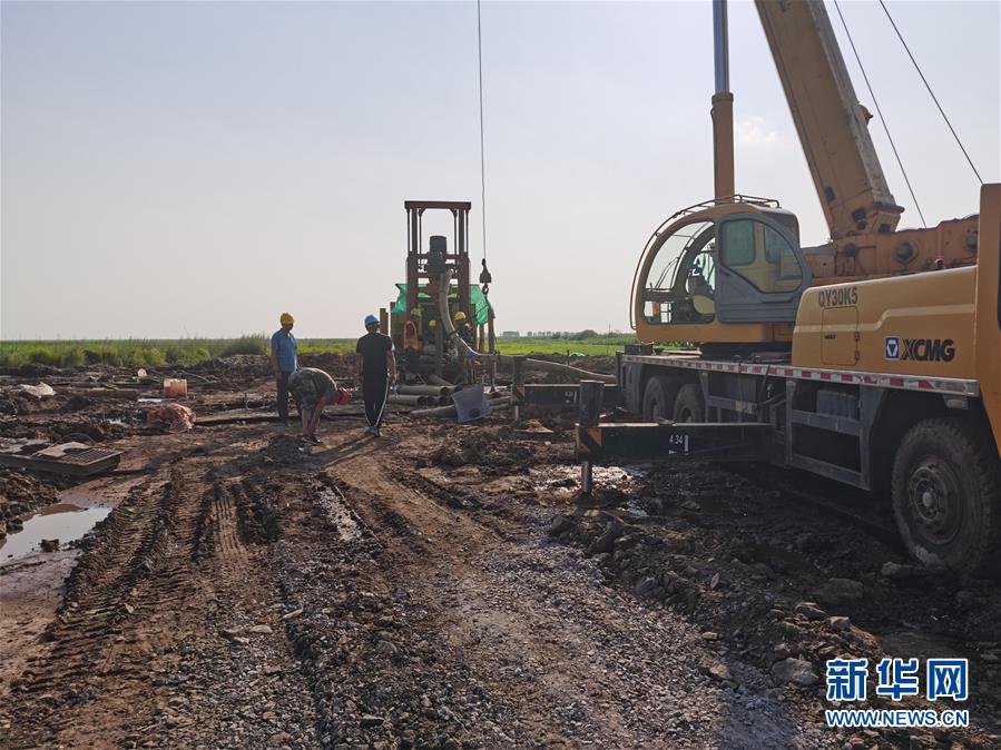 （在習(xí)近平新時(shí)代中國特色社會主義思想指引下——新時(shí)代新作為新篇章·習(xí)近平總書記關(guān)切事·圖文互動）（4）激發(fā)每個經(jīng)濟(jì)“細(xì)胞”的活力——千方百計(jì)把市場主體保護(hù)好