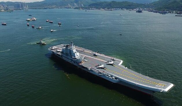 獨家航拍！遼寧艦駛離香港