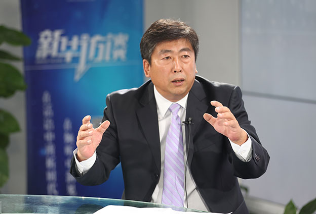 最根本的就是錢從哪里來、人往哪里去。