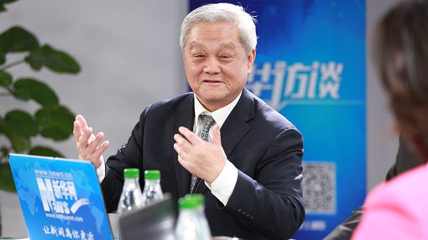 屈賢明：應(yīng)對(duì)新形勢要重視智能制造