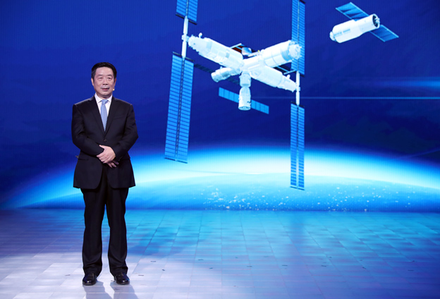 將要建造的空間站基本構(gòu)型有三個(gè)艙，構(gòu)成英文T字型