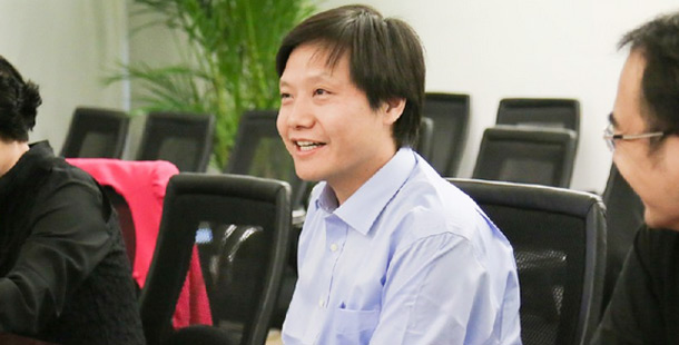 小米科技董事長(zhǎng)雷軍——中國(guó)經(jīng)濟(jì)持續(xù)崛起、文化軟實(shí)力不斷增強(qiáng)，給與了中國(guó)品牌真正走向世界的寶貴推動(dòng)力。小米希望順勢(shì)而為，讓全球所有人都能享受科技的樂(lè)趣，并成為值得國(guó)人驕傲的世界品牌。