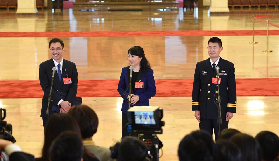 孟祥飛、李媛、曹先建接受采訪