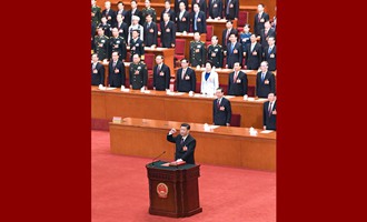 習(xí)近平當(dāng)選國(guó)家主席、中央軍委主席