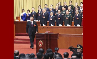 習(xí)近平當(dāng)選國(guó)家主席、中央軍委主席