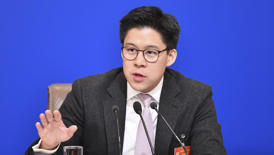 全國政協(xié)委員、中國香港體育協(xié)會暨奧林匹克委員會副會長、霍英東集團副總裁 霍啟剛