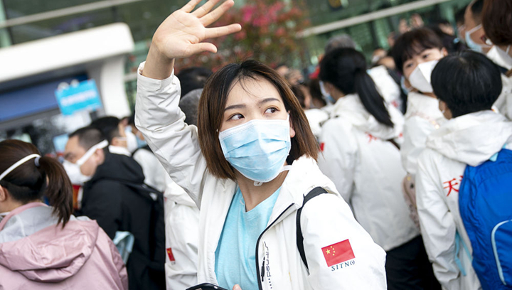 揮別武漢，她又回到“紅區(qū)”