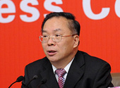記者招待會(huì)由王國慶主持