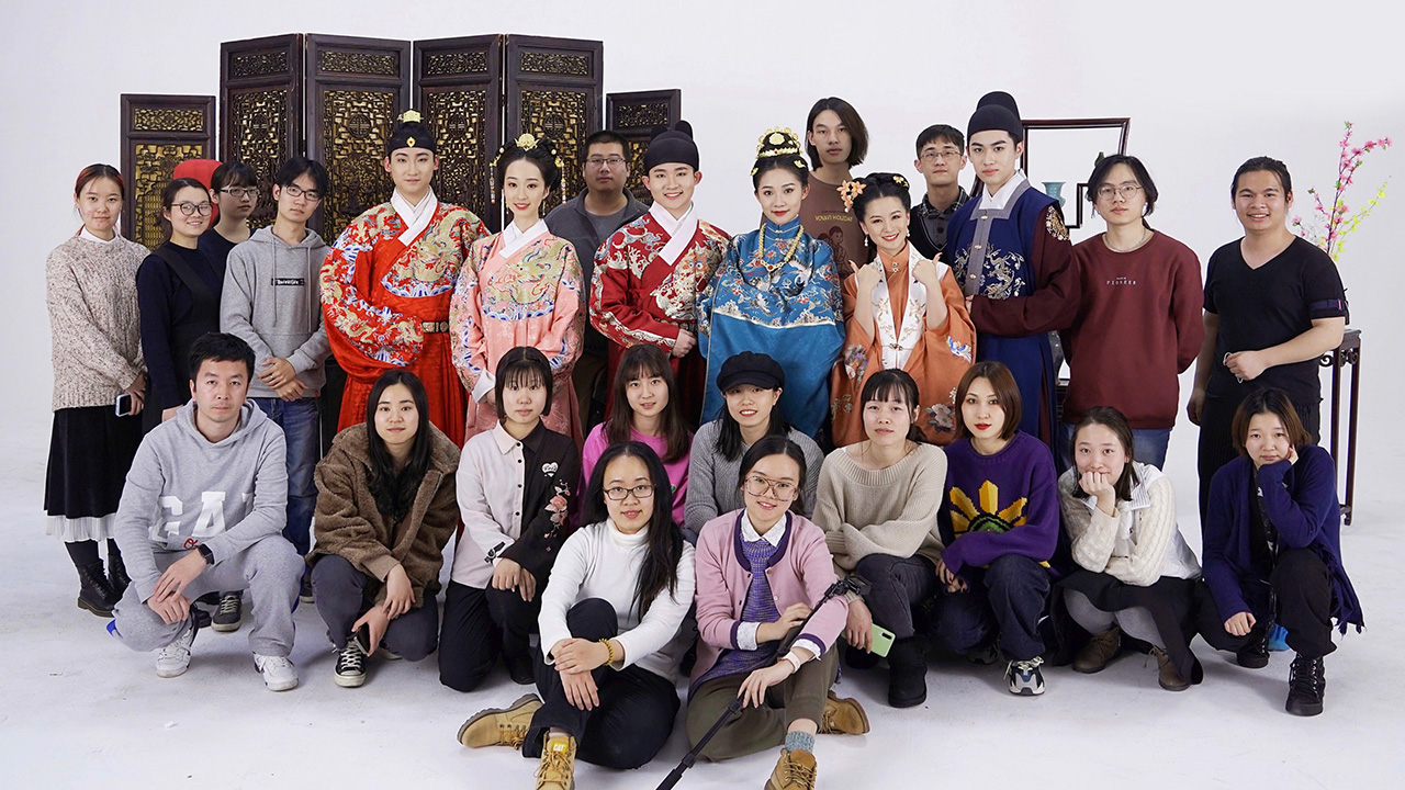 追夢中國人|維京：漢服春晚，一個講了十年的故事