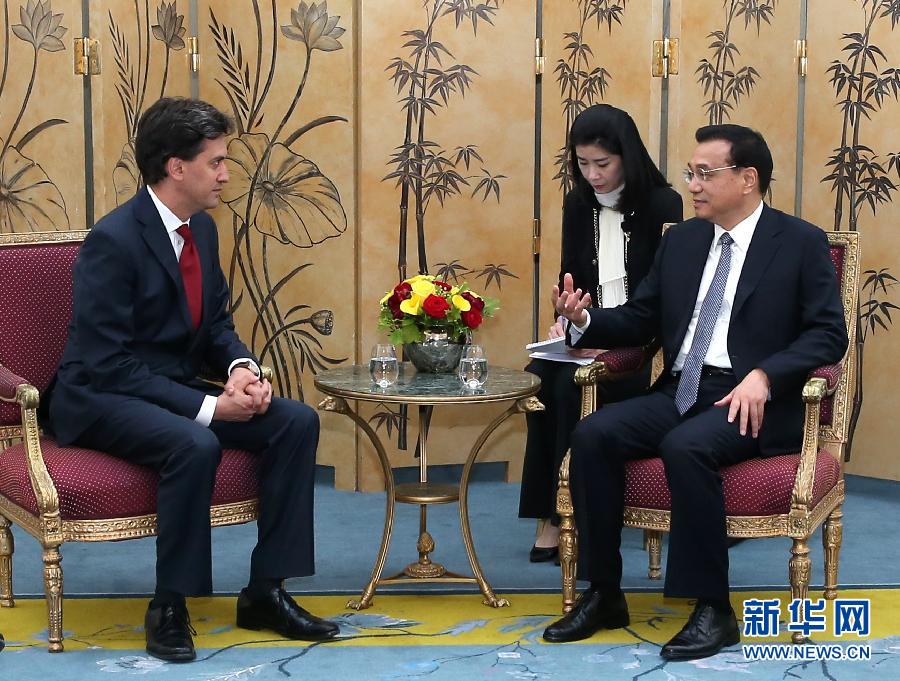 6月18日，國務院總理李克強在倫敦會見英國工黨領袖埃德·米利班德。新華社記者 龐興雷 攝
