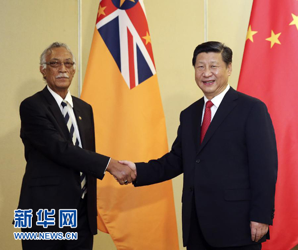 11月22日，國(guó)家主席習(xí)近平在斐濟(jì)楠迪會(huì)見(jiàn)紐?？偫硭Ｐ氯A社記者姚大偉攝 