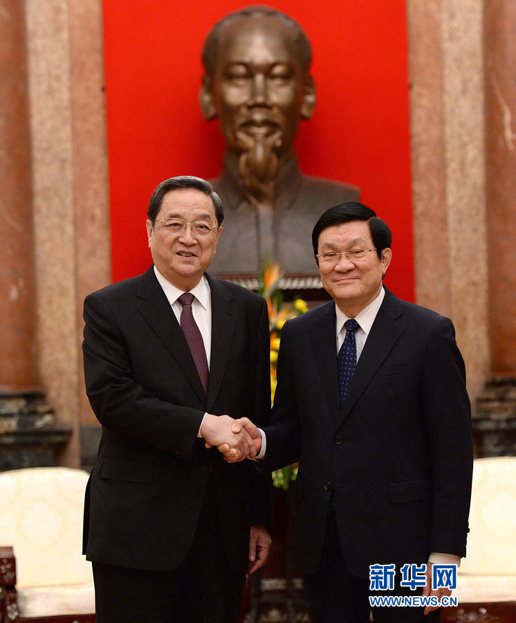12月25日至27日，中共中央政治局常委、全國政協(xié)主席俞正聲對越南進(jìn)行正式訪問。這是12月26日，俞正聲在河內(nèi)會見越南國家主席張晉創(chuàng)。 新華社記者馬占成攝