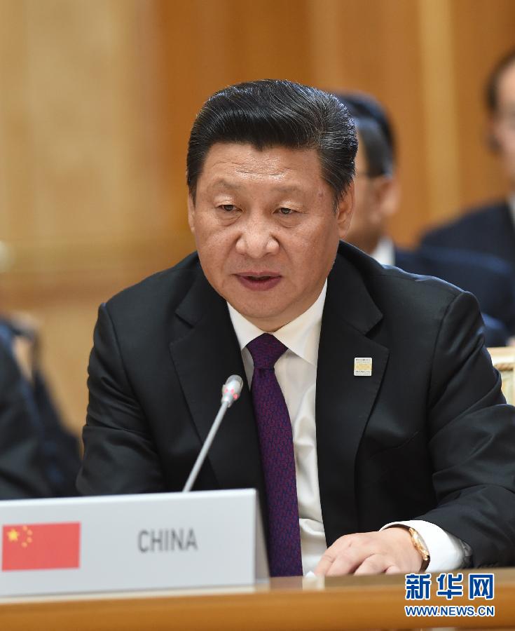 7月9日，金磚國家領(lǐng)導(dǎo)人第七次會(huì)晤在俄羅斯烏法舉行。中國國家主席習(xí)近平、俄羅斯總統(tǒng)普京、巴西總統(tǒng)羅塞夫、印度總理莫迪、南非總統(tǒng)祖馬出席。這是習(xí)近平發(fā)表題為《共建伙伴關(guān)系　共創(chuàng)美好未來》的主旨講話。新華社記者 饒愛民 攝 
