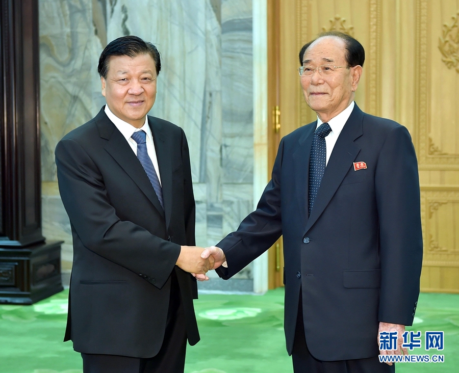 10月10日，正在朝鮮訪問的中共中央政治局常委、中央書記處書記劉云山在平壤會見朝鮮勞動黨中央政治局常委、最高人民會議常任委員會委員長金永南。 新華社記者 李濤 攝