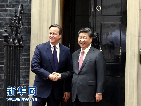 10月21日，國家主席習(xí)近平在倫敦唐寧街首相府同英國首相卡梅倫舉行會(huì)談。 新華社記者 鞠鵬 攝 