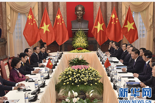11月6日，中共中央總書記、國家主席習(xí)近平在河內(nèi)同越南國家主席張晉創(chuàng)舉行會談。 新華社記者李濤攝