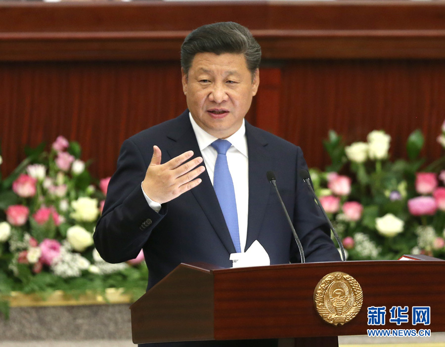 6月22日，國(guó)家主席習(xí)近平在塔什干烏茲別克斯坦最高會(huì)議立法院發(fā)表題為《攜手共創(chuàng)絲綢之路新輝煌》的重要演講。 新華社記者馬占成攝