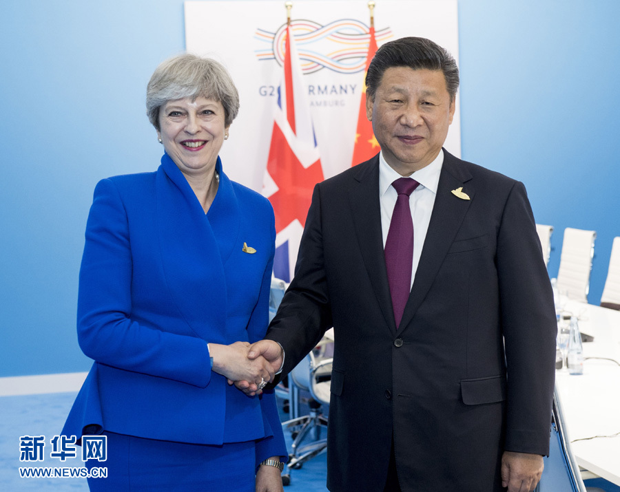 7月7日，國(guó)家主席習(xí)近平在漢堡會(huì)見英國(guó)首相特雷莎·梅。 新華社記者李學(xué)仁 攝