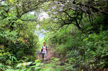 大山深深，擋不住小小讀書郎的求學夢